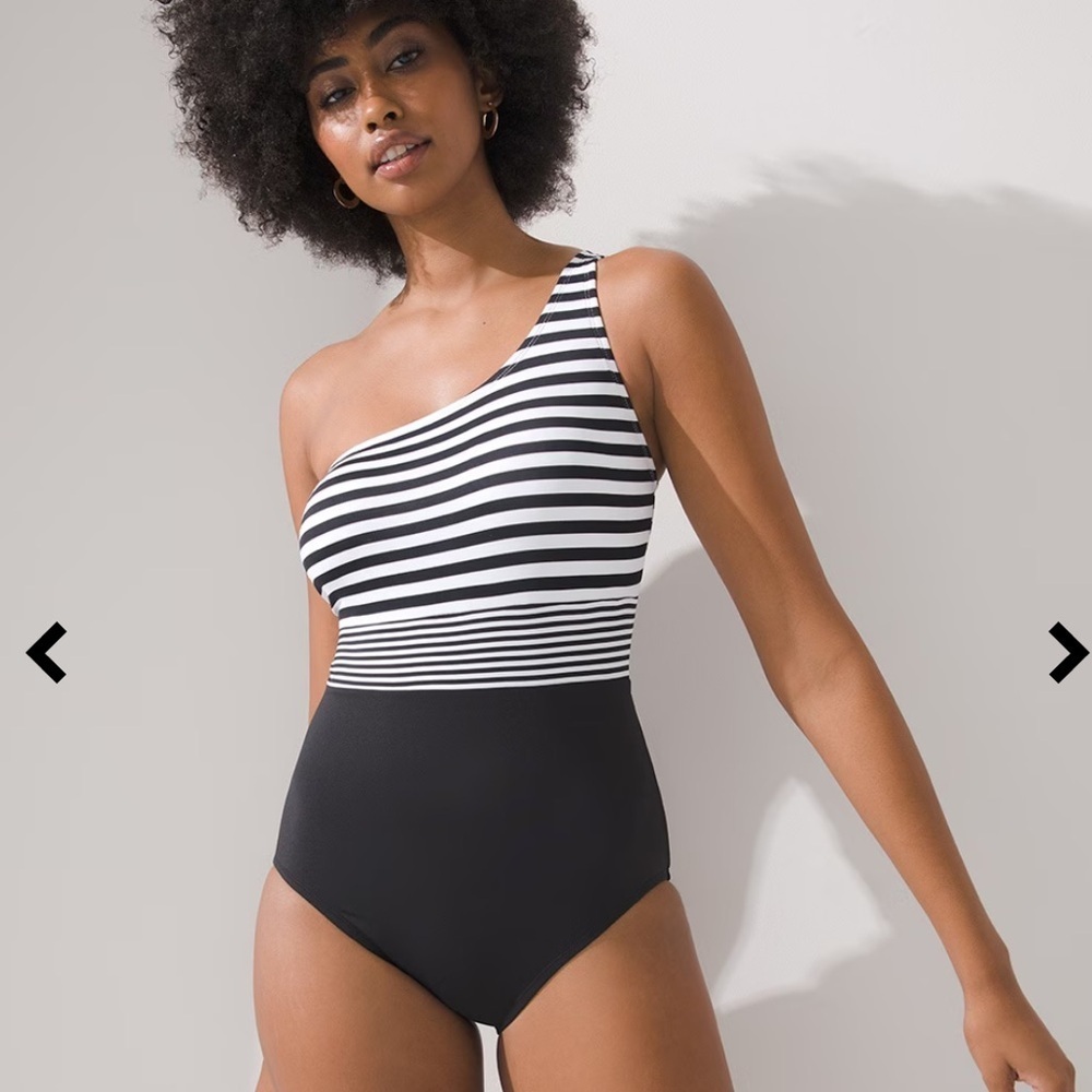 Tommy Bahama  Women Breaker Bay One Shoulder One Piece Swimsuit Size 16
